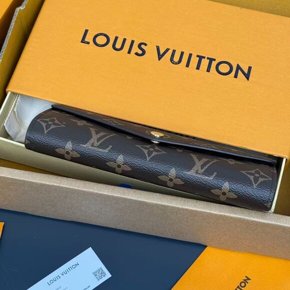 Louis vuitton wallet - Picture 2 of 6